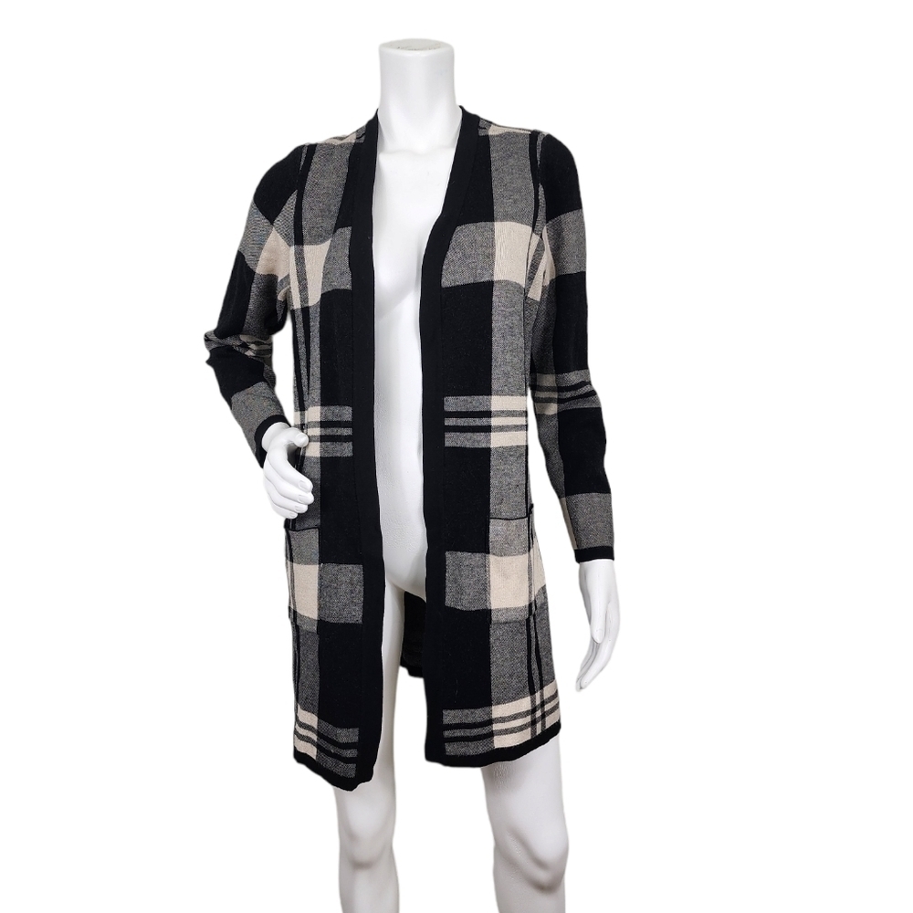 Torrid Plaid Black Cream Open Cardigan Size 0/10 - Picture 1 of 13